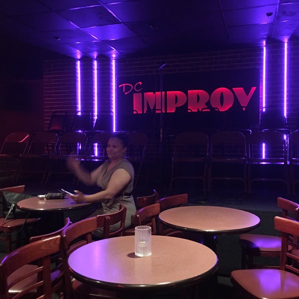 Photo taken at DC Improv Comedy Club by Tobi D. on 7/28/2017