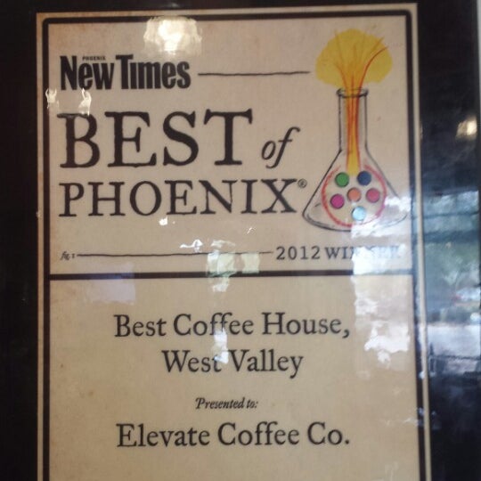Foto tomada en Elevate Coffee Company  por Dave el 3/6/2014
