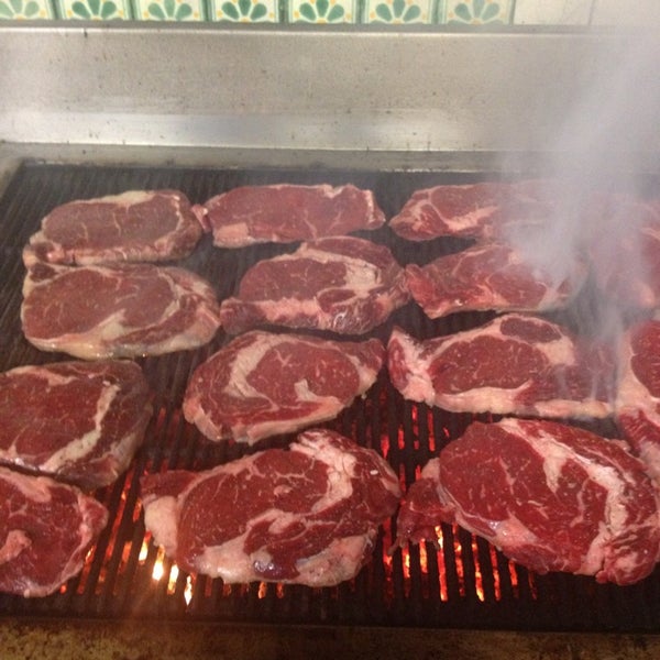 1/30/2013 tarihinde Pedro C.ziyaretçi tarafından Mi Pueblito Restaurant Bar &amp; Grill'de çekilen fotoğraf