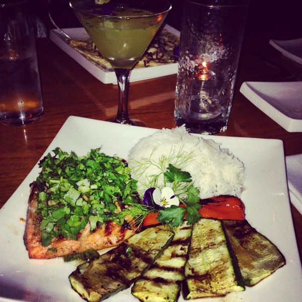 Their salmon plate was absolutely amazing. And their drinks are heaven.