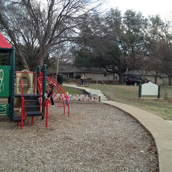 Photos at Merriman Park Estates Park Park