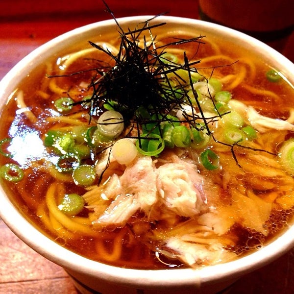 Foto scattata a Yuji Ramen Kitchen da Gastro C. il 11/7/2013