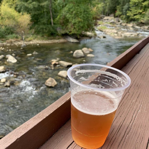 Photo taken at Hickory Nut Gorge Brewery by Ian H. on 9/24/2022