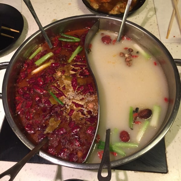 12/22/2014にFrank C.がLittle Lamb Mongolian Hot Potで撮った写真