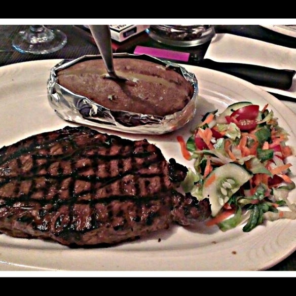 St. ресторан st. Peter stiftskeller в зальцбурге, австрия ресторан. Peter ресторан. St.