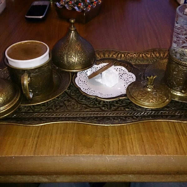 9/21/2013 tarihinde Yunus M.ziyaretçi tarafından Manangich Cafe'de çekilen fotoğraf