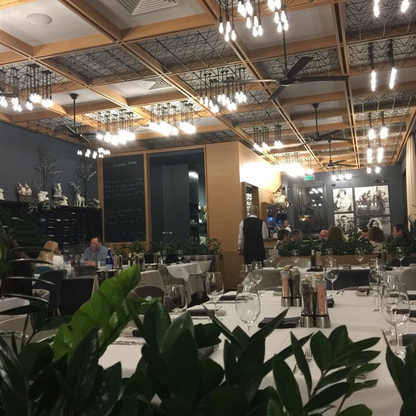 Foto scattata a Leonardo - Italian Restaurant in Bansko da Dejan N. il 1/25/2017