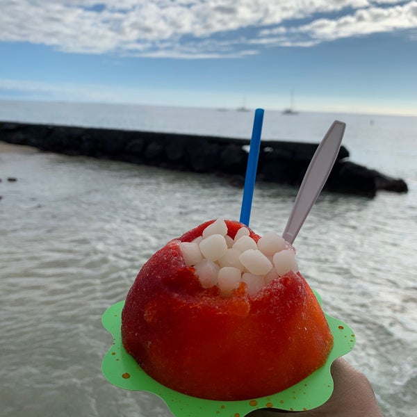 Photo taken at Scandinavian Shave Ice by Kevin C. on 1/4/2020
