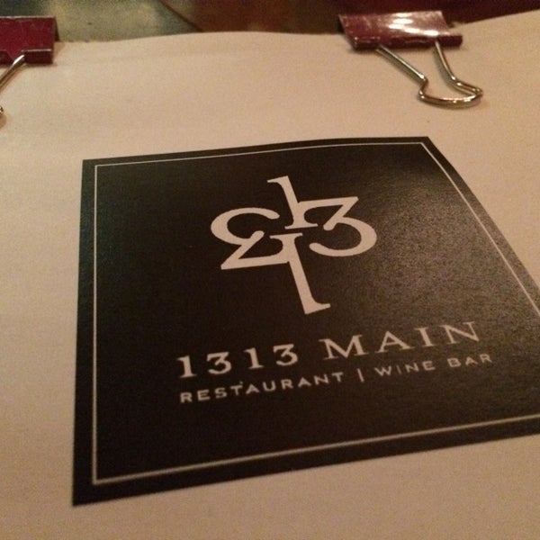 Das Foto wurde bei 1313 Main - Restaurant and Wine Bar von Aliza S. am 1/19/2015 aufgenommen