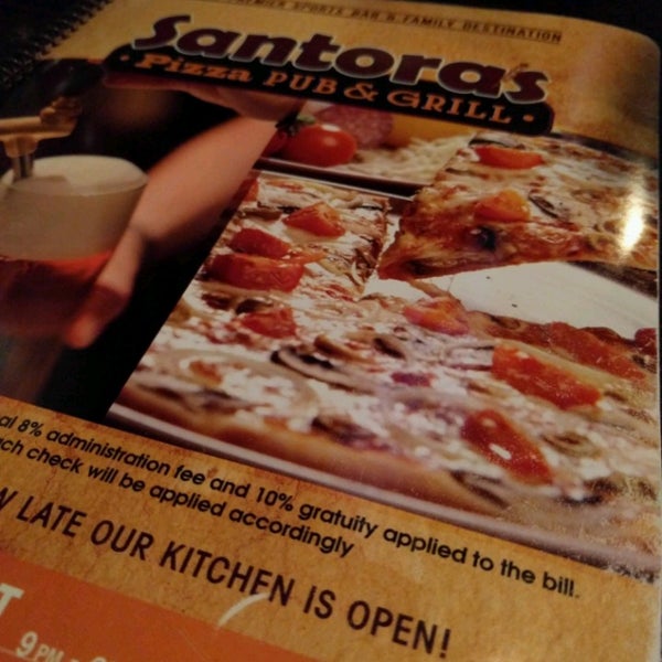 Снимок сделан в Santora&#39;s Pizza, Pub, and Grill пользователем Taylor B. 3/27/2017