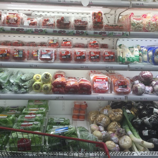 Photos At Hock Choon Supermarket Supermarket