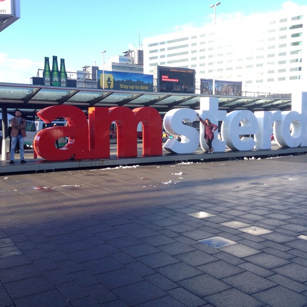 Foto tirada no(a) Aeroporto de Amesterdão Schiphol (AMS) por Yusuf D. em 1/31/2015