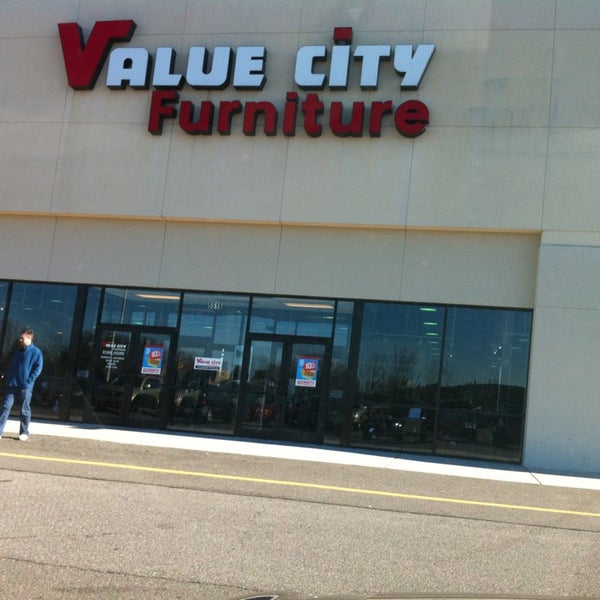 Photo taken at Value City Furniture by Soad on 1/19/2013