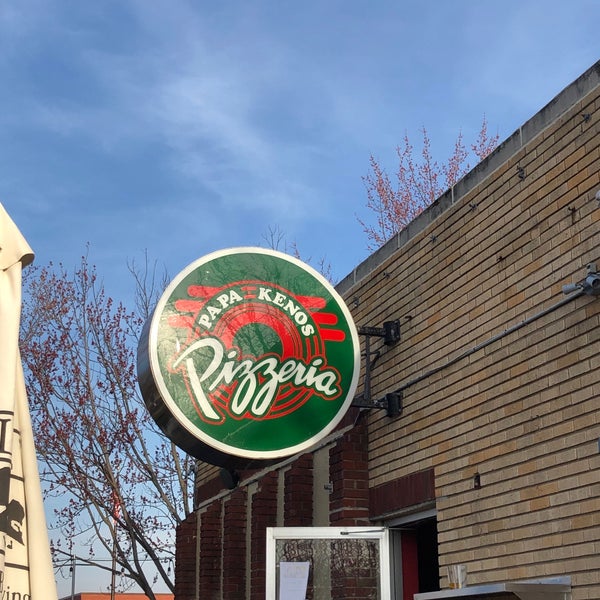 Foto tomada en Papa Keno&#39;s Pizzeria  por Ryan el 4/5/2019