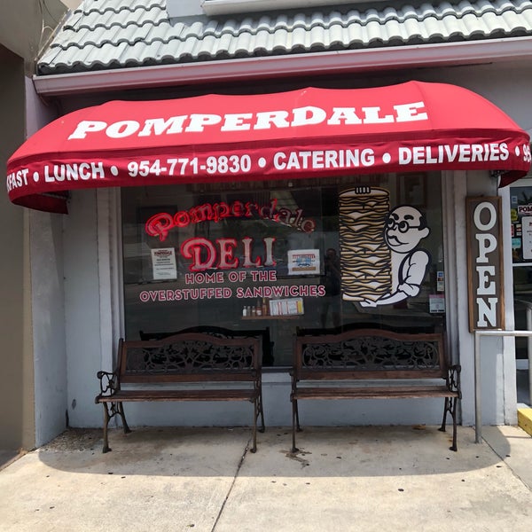 รูปภาพถ่ายที่ Pomperdale - A New York Deli โดย Glenn W. เมื่อ 4/26/2019