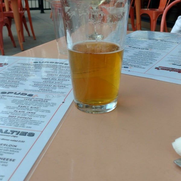 Quinton's Bar & Deli Cedar Rapids Cedar Rapids, IA