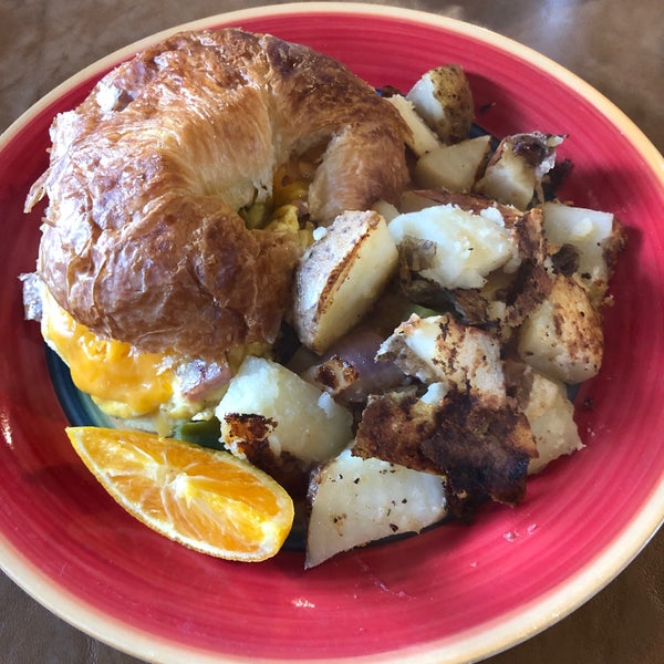 The Coffee Pot Restaurant 1001 Front St