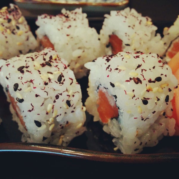 4/19/2014 tarihinde Óscar J. B.ziyaretçi tarafından Daikichi, Restaurante Japonés'de çekilen fotoğraf