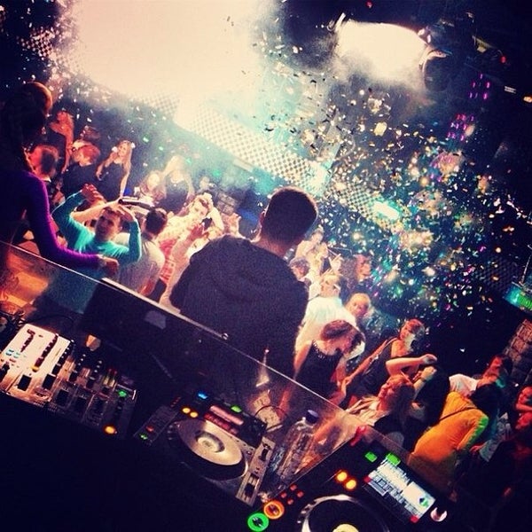9/14/2013에 DJ N.님이 London Club에서 찍은 사진