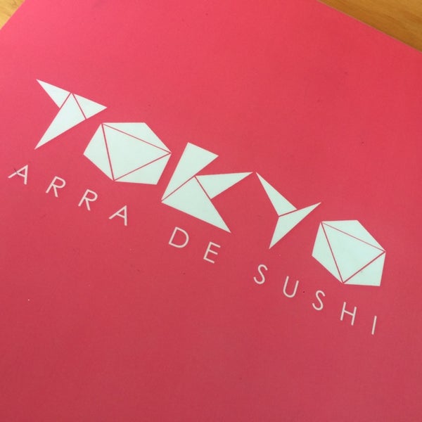Foto scattata a Tokyo Sushi Mid da Judith G. il 8/17/2014
