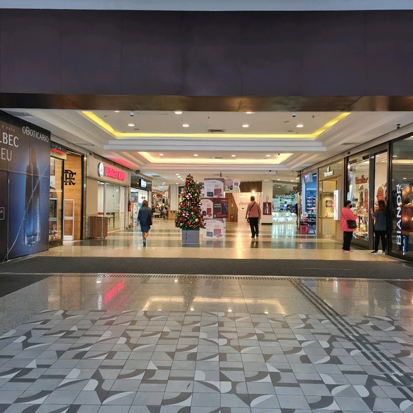 Das Foto wurde bei Plaza Shopping von Wellington M. am 11/12/2021 aufgenommen