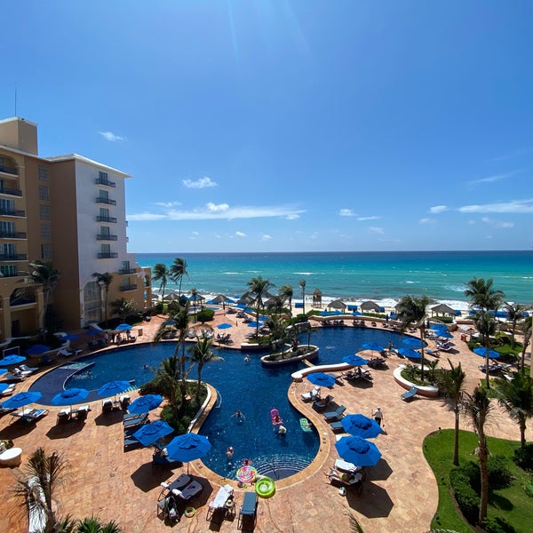 Снимок сделан в Grand Hotel Cancún managed by Kempinski. пользователем Dan L. 6/6/2021