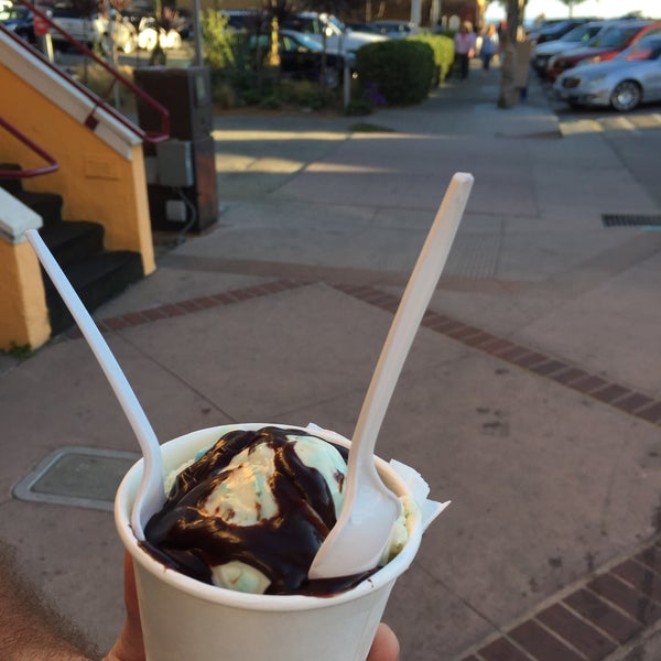 Souza's Ice Cream Parlor in Capitola