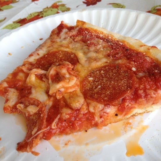 Leonard Paul's Pizza 3 tips from 47 visitors