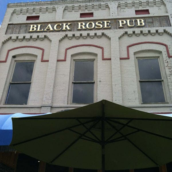 Black Rose Pub American Restaurant in Hendersonville