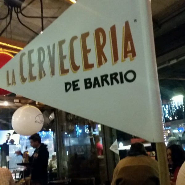 Foto tirada no(a) La Cervecería de Barrio por Mich E. em 11/11/2016