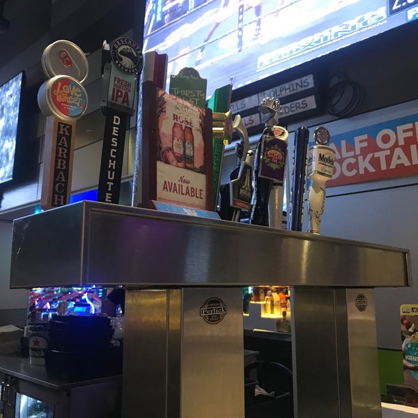 Photo taken at Dave &amp; Buster&#39;s by ᴡ on 11/20/2019