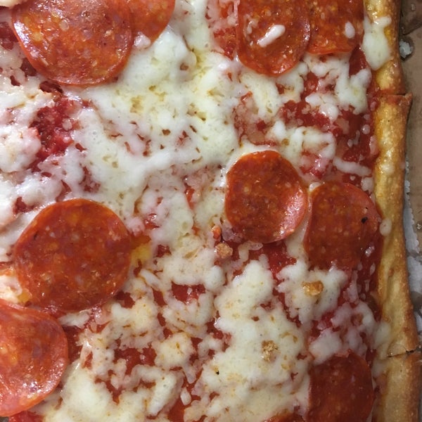 DiCarlo's Pizza Pizzeria