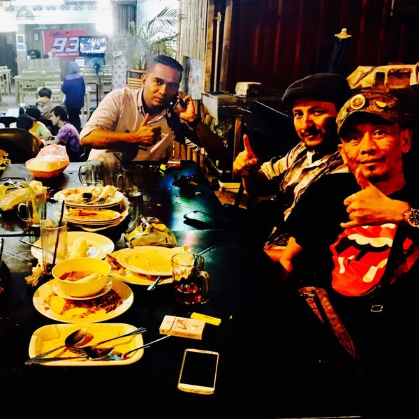 Restoran Intai Intai Asian Restaurant