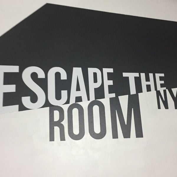 8/27/2016에 Drew A.님이 Escape The Room NYC에서 찍은 사진