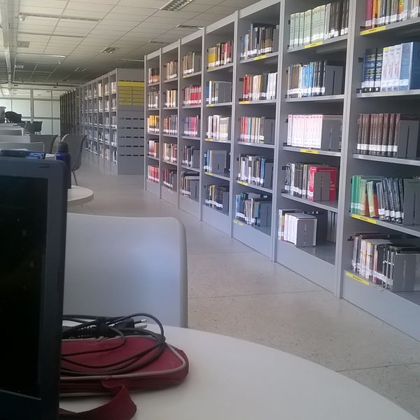Photo taken at BCZM - Biblioteca Central Zila Mamede by Islaine C. on 5/18/2015