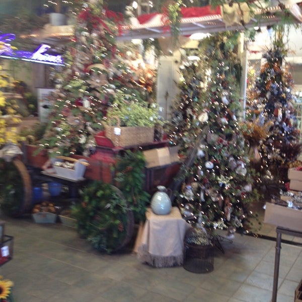 Palmer Flowers 3710 Mitchell Drive