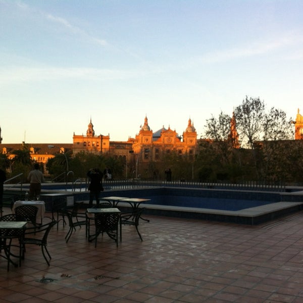 Photo taken at Hotel Meliá Sevilla by Димас Б. on 2/2/2013