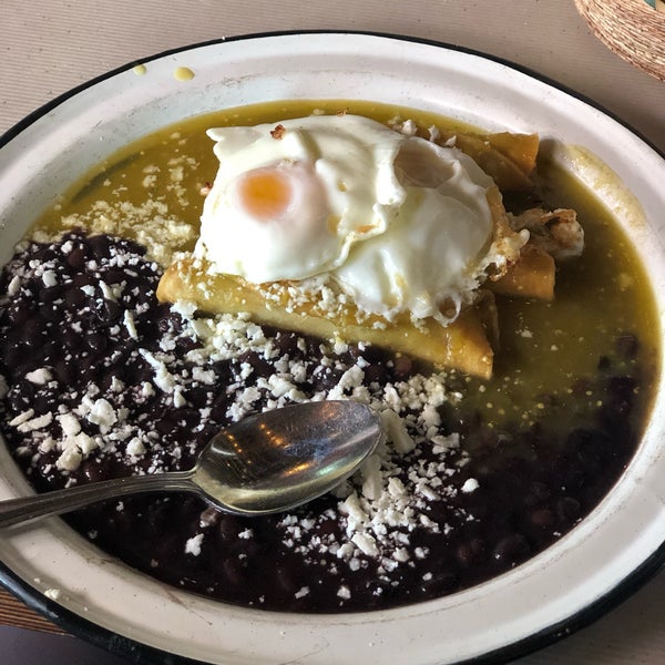 Foto tirada no(a) Cuchara Restaurant por Emily N. em 6/9/2019