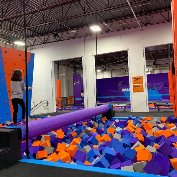 Photo taken at Altitude Trampoline Park by Jace C. on 12/28/2018