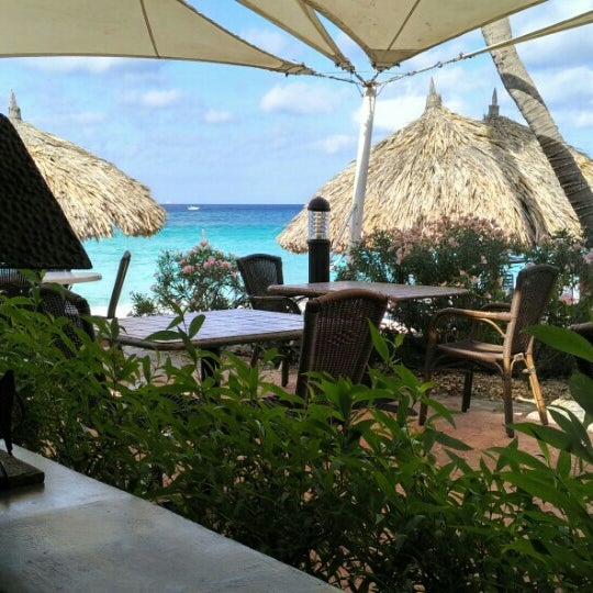 Matthew's Beachside Restaurant Caribbean Restaurant in Oranjestad