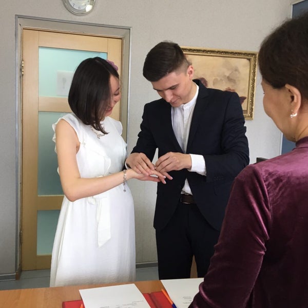 Дворец бракосочетания в кирове