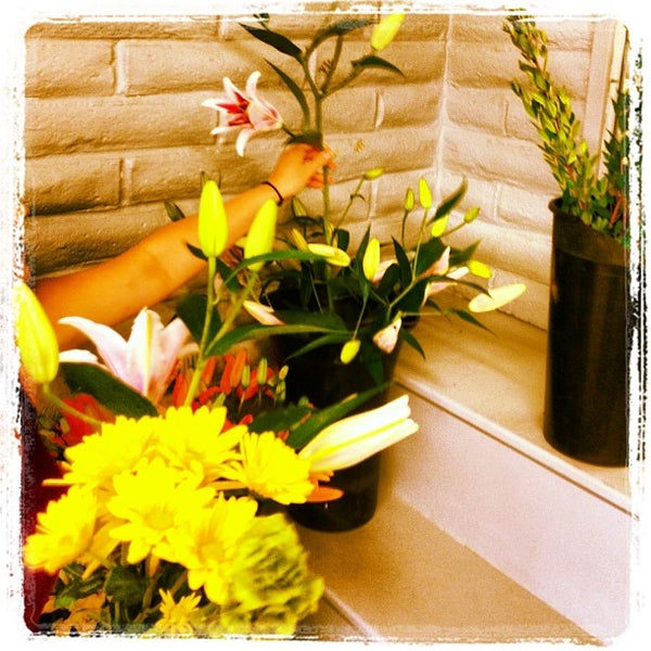 Conroy's Flowers Flower Store in El Cajon