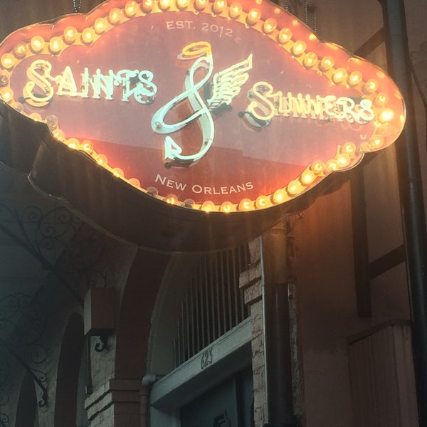 Foto tirada no(a) Channing Tatum&#39;s Saints &amp; Sinners por AB 🎩 em 10/9/2016