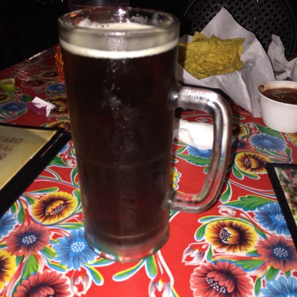 12/6/2014 tarihinde Eduardo C.ziyaretçi tarafından Texican Cafe'de çekilen fotoğraf