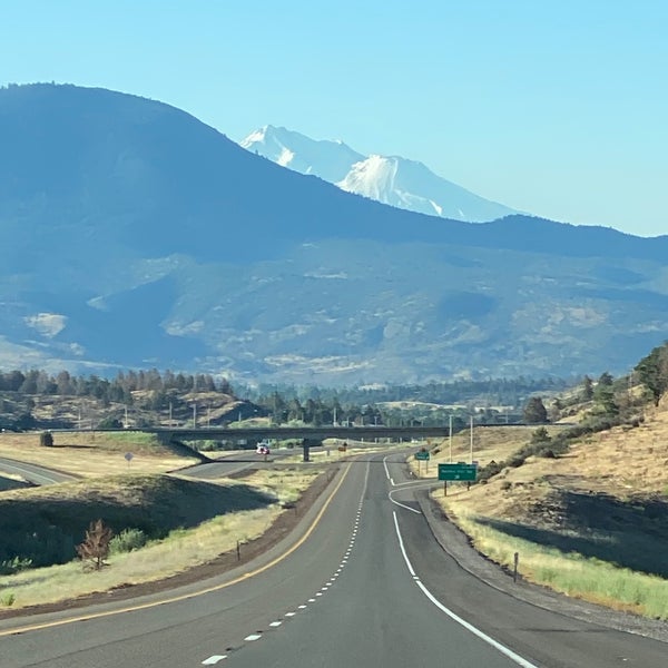 California Agricultural Inspection Station Hornbrook、CA