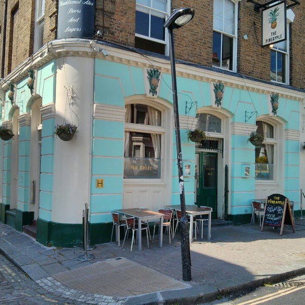 The Pineapple Pub