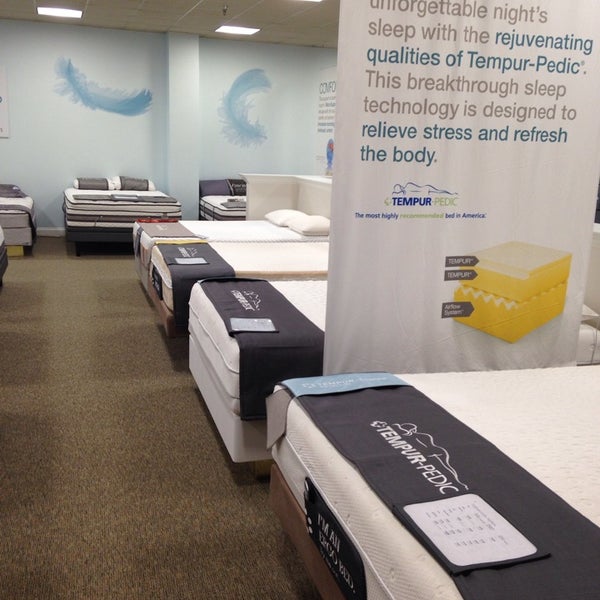 Havertys Furniture Furniture / Home Store in Tampa