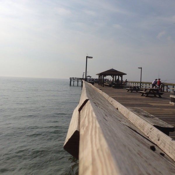 Foto diambil di Springmaid Pier oleh Clarke M. pada 4/25/2014