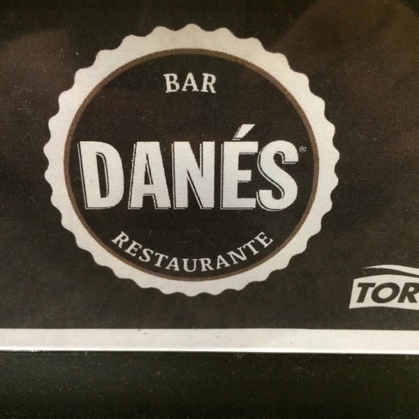 รูปภาพถ่ายที่ Danés Bar &amp; Restaurant โดย Fabiano S. เมื่อ 6/3/2016