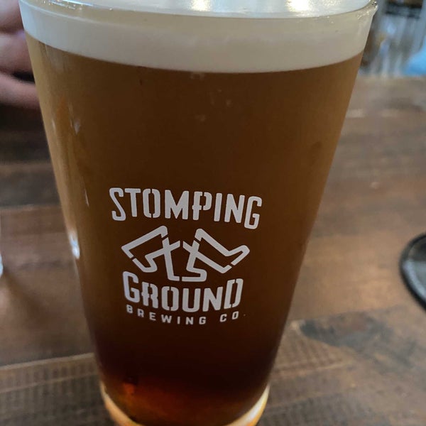 4/3/2022にTommyがStomping Ground Brewery &amp; Beer Hallで撮った写真